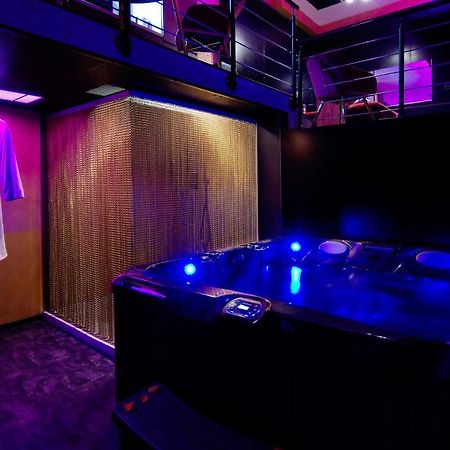 Mieuxqualhotel jacuzzi privatif Love room Bordeaux Esterno foto