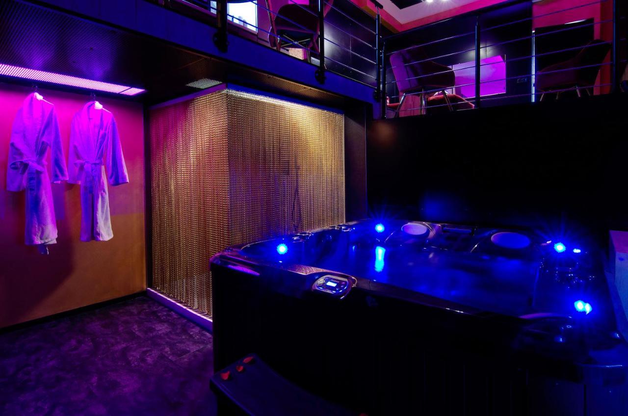 Mieuxqualhotel jacuzzi privatif Love room Bordeaux Esterno foto